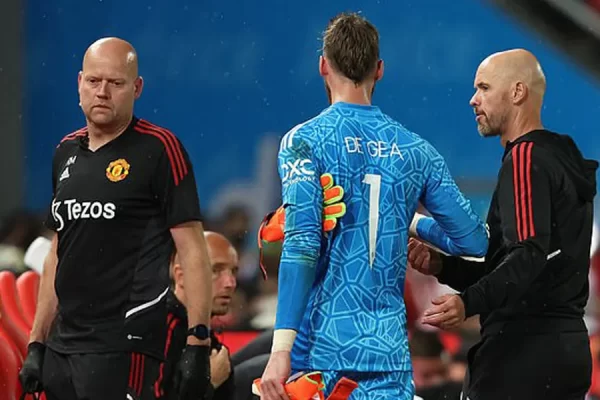 Red Devils think heavily about extending De Gea's contract due to high wages